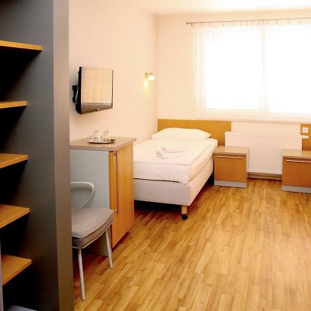 Sedlecky Dvur Hotell Sedlec  Exteriör bild
