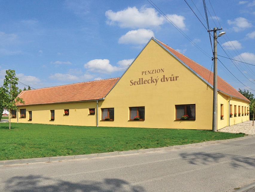 Sedlecky Dvur Hotell Sedlec  Exteriör bild