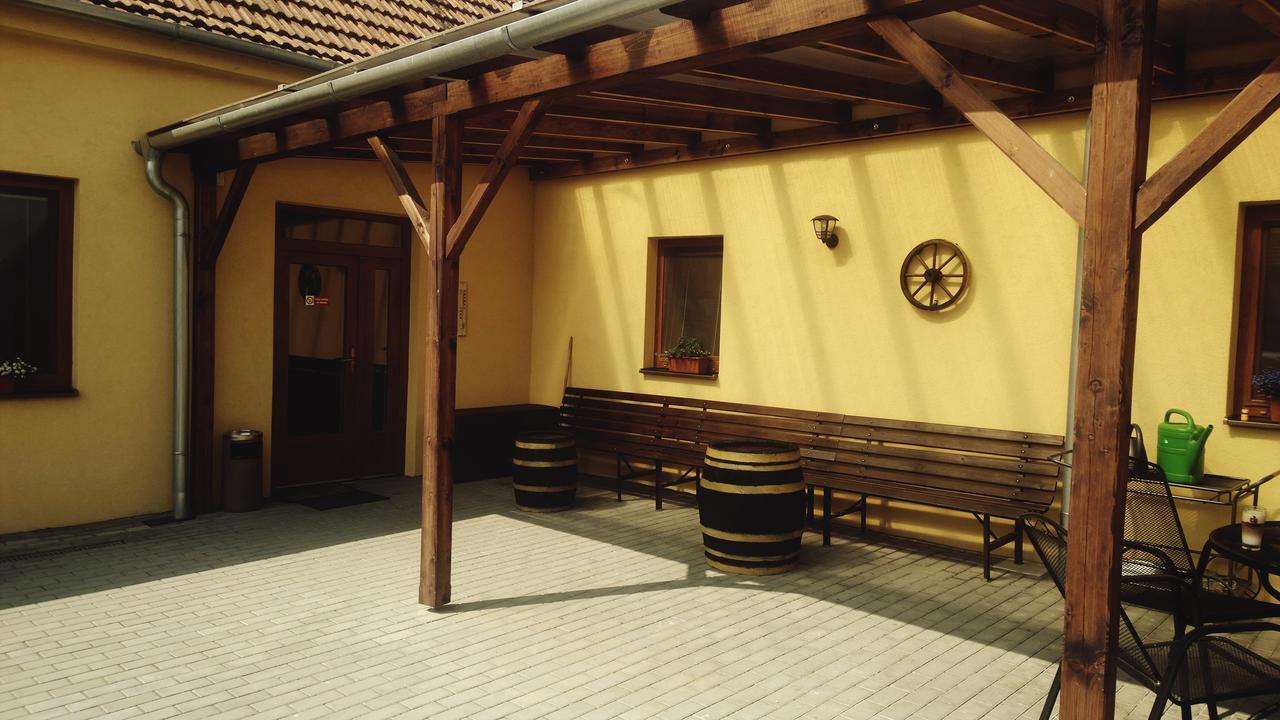 Sedlecky Dvur Hotell Sedlec  Exteriör bild