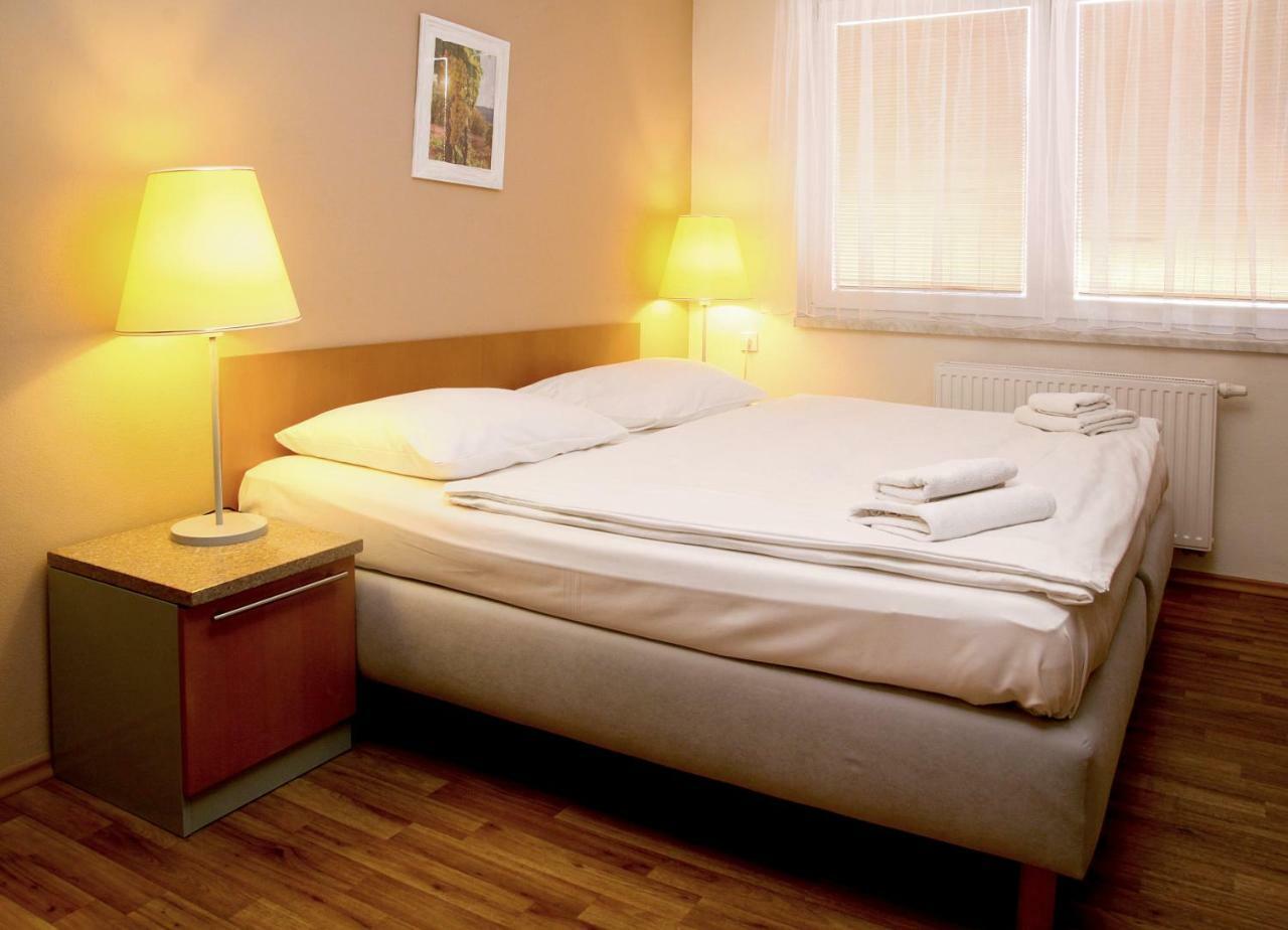 Sedlecky Dvur Hotell Sedlec  Exteriör bild