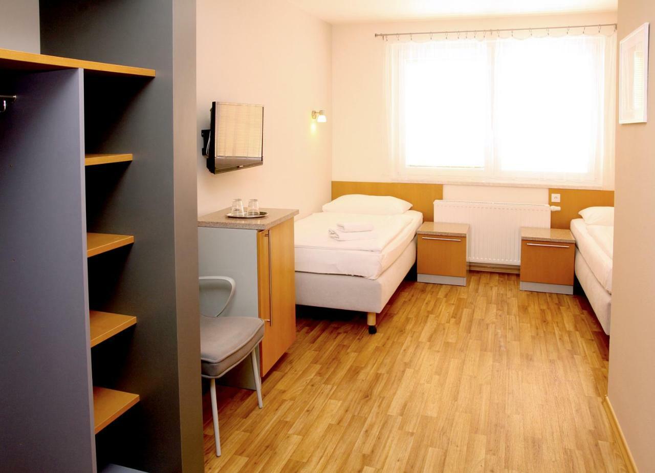 Sedlecky Dvur Hotell Sedlec  Exteriör bild